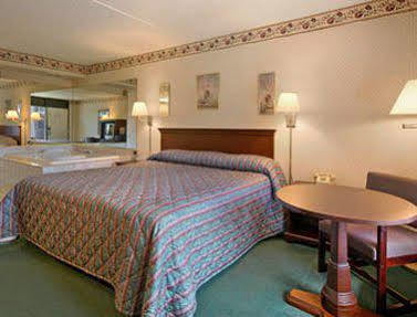 Super 8 By Wyndham Jessup/Baltimore Area Exterior photo